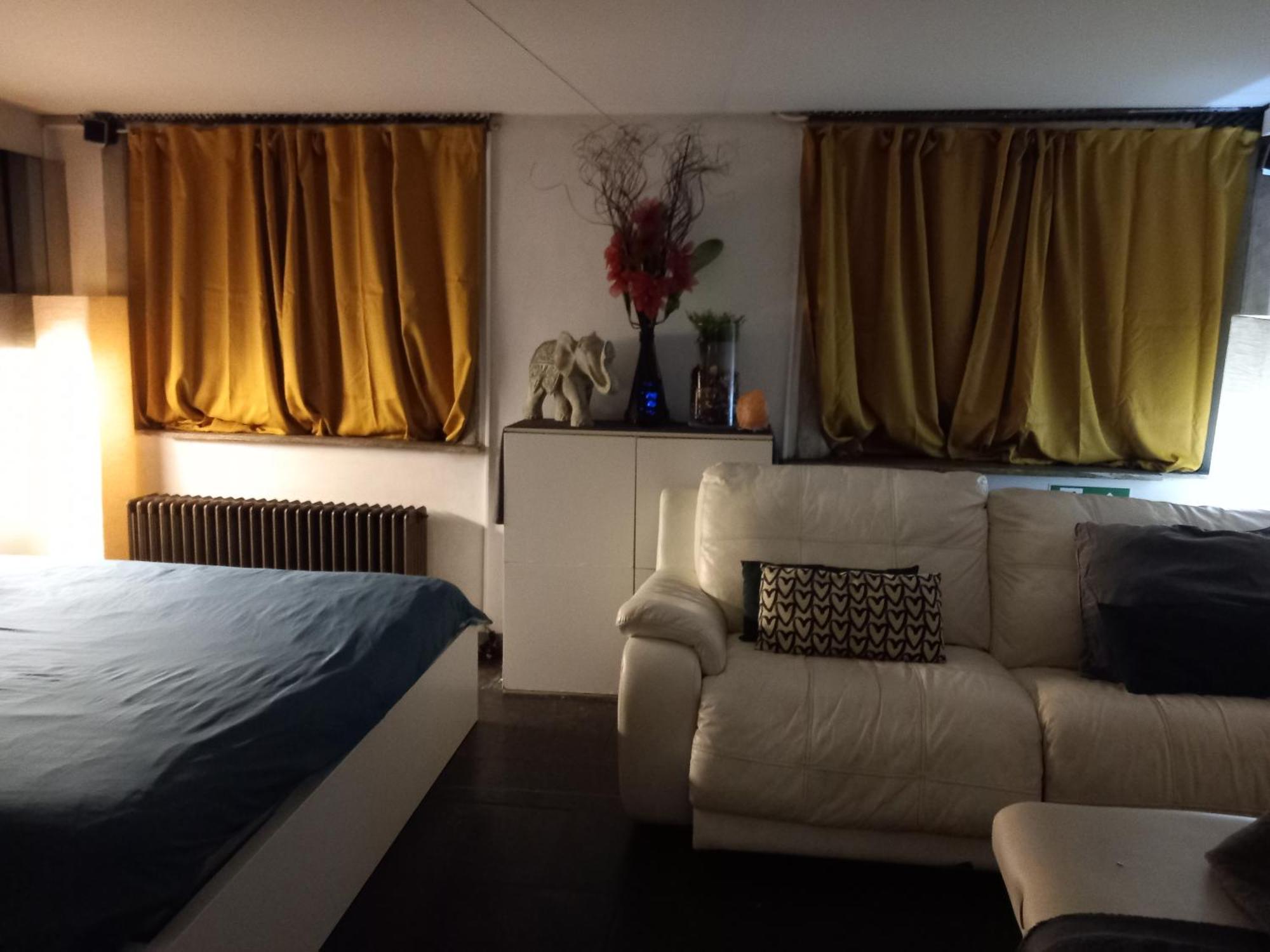 Nice And Cosy Place With Jacuzzi And Sauna To Relax In The Centre Of Antwerpen Ngoại thất bức ảnh