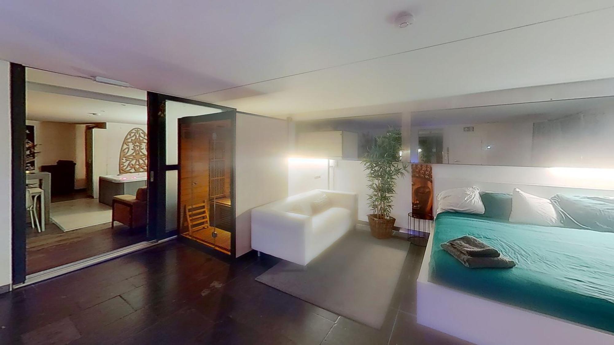 Nice And Cosy Place With Jacuzzi And Sauna To Relax In The Centre Of Antwerpen Ngoại thất bức ảnh